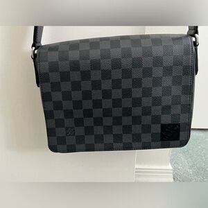Louis Vuitton District PM  Messenger Bag